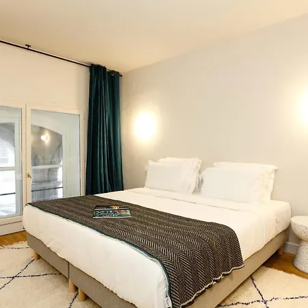 Habitat Parisien - Louvre Rivoli Apartment *